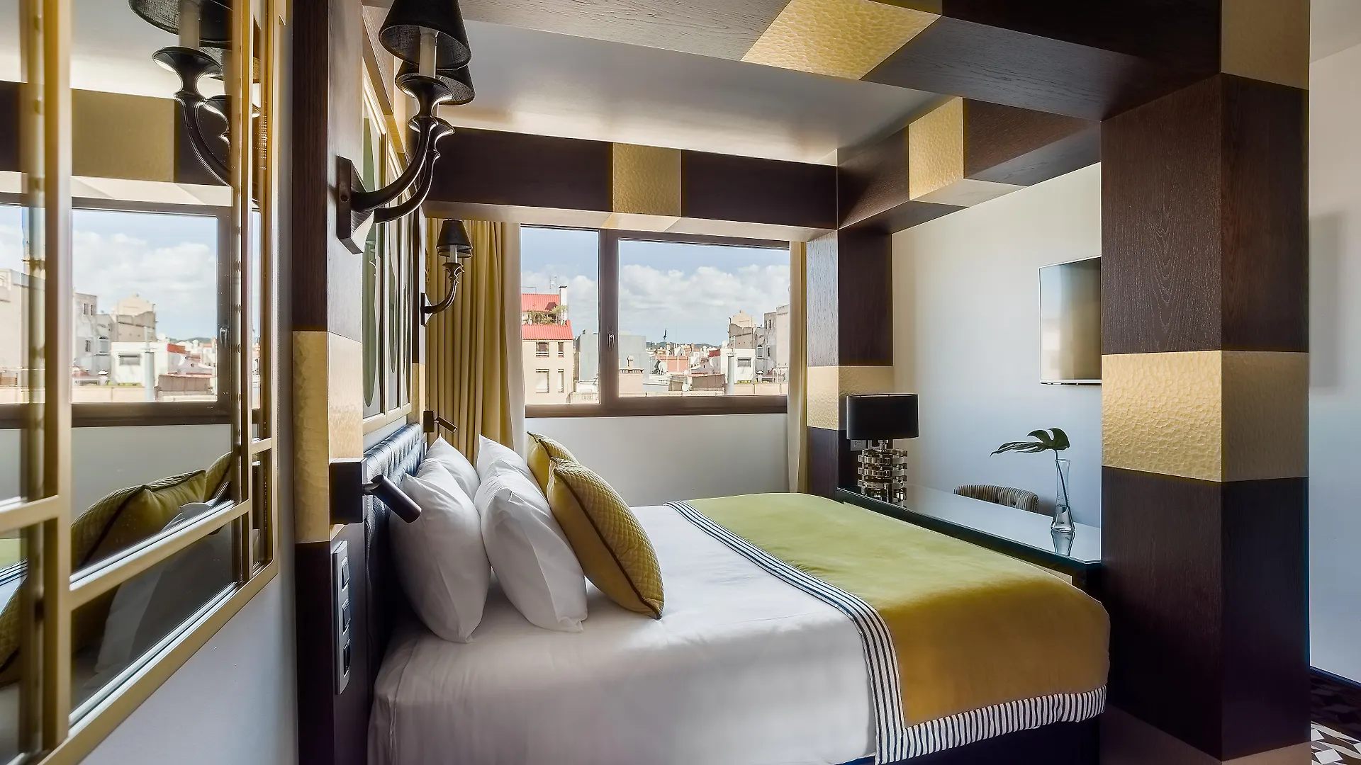 **** Hotel Room Mate Anna Barcelona Spain